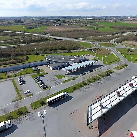 Hotel Trafikcenter Saeby 3*