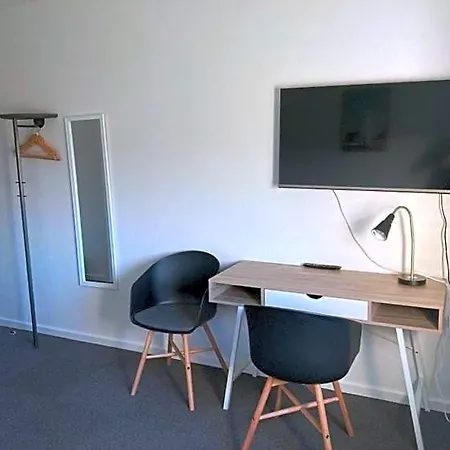 فندق Trafikcenter Saeby 3*